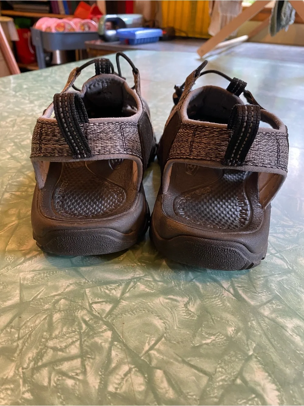 KEEN Men's Size 11 Newport H2 Sandal/Sneaker in Black/Steel Grey Color Way